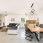 House Radovic With Pool 비르