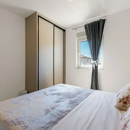 Apartmán House Radovic With Pool Vir