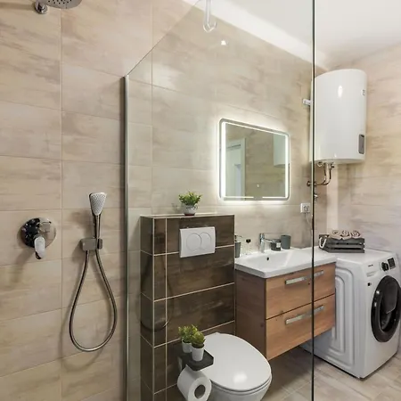 Apartmán House Radovic With Pool *