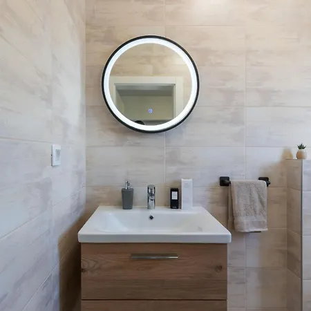 Apartmán House Radovic With Pool